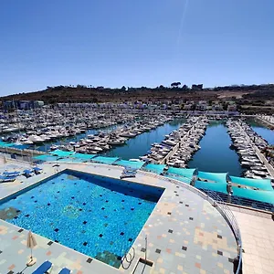  Apartment Marina Views